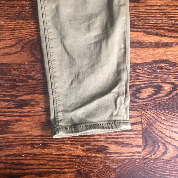 Olive Green Forever 21 Jeans - Picture 4 of 6